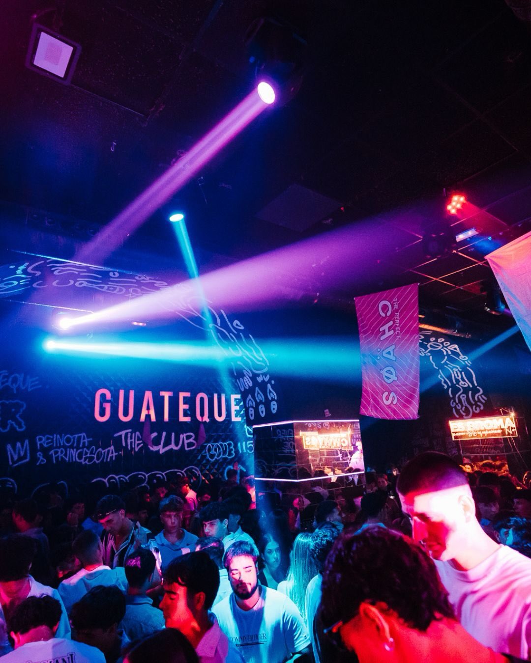 Guateque VIP tables photo 1