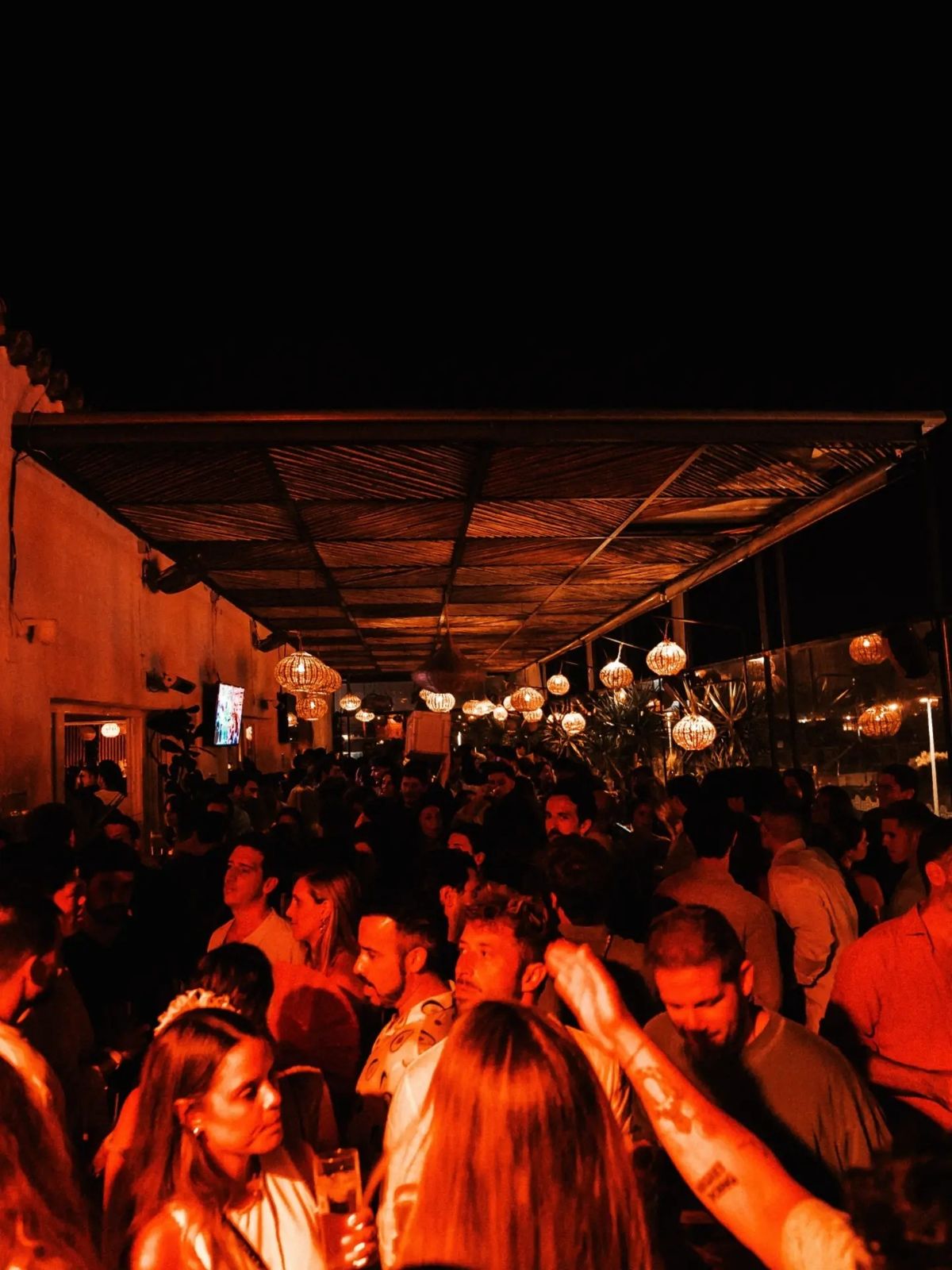 La Cristalera Vistahermosa, pub-club in El Puerto de Santa María: photo 1